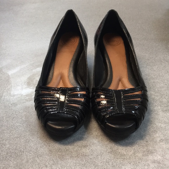 Nurture by Lamaze Shoes - EUC NURTURE PATENT LEATHER WEDGE PUMP